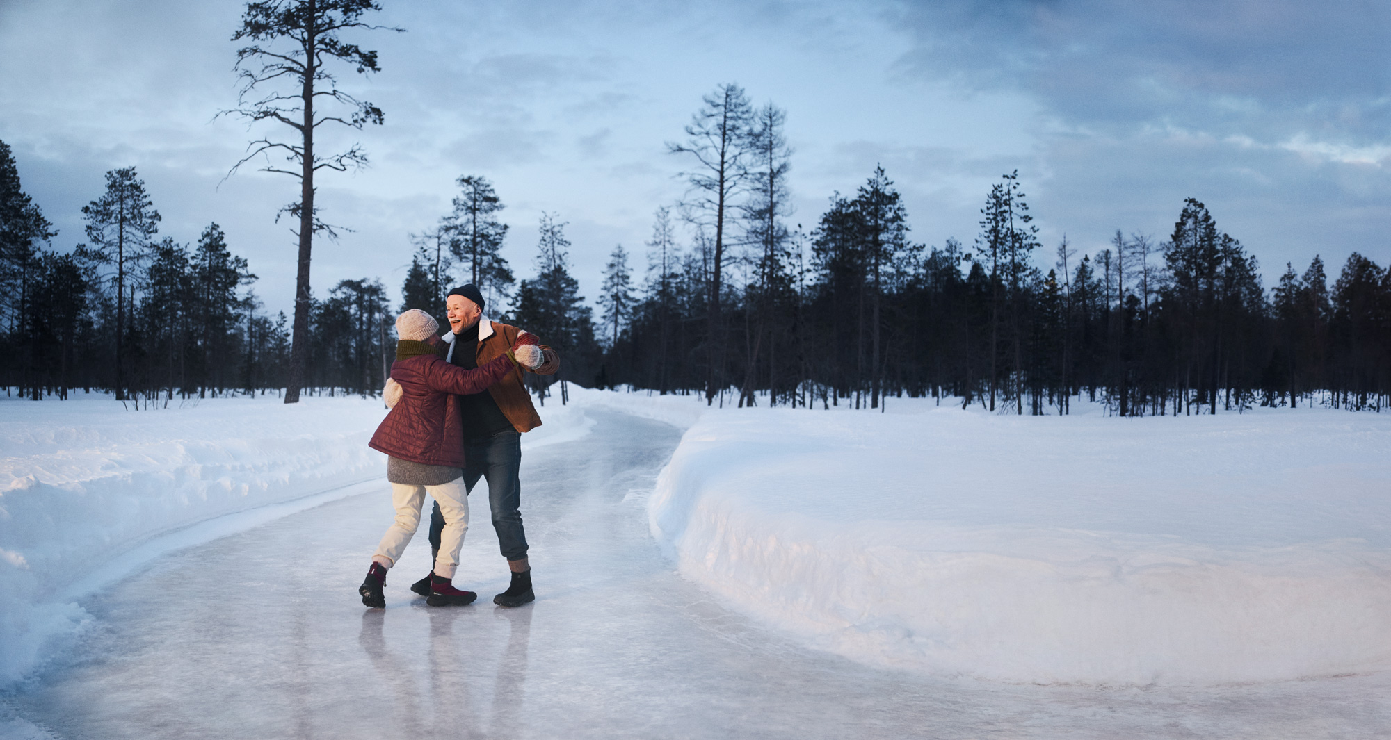 icebug fw24 campaign product photography on rovaniemi