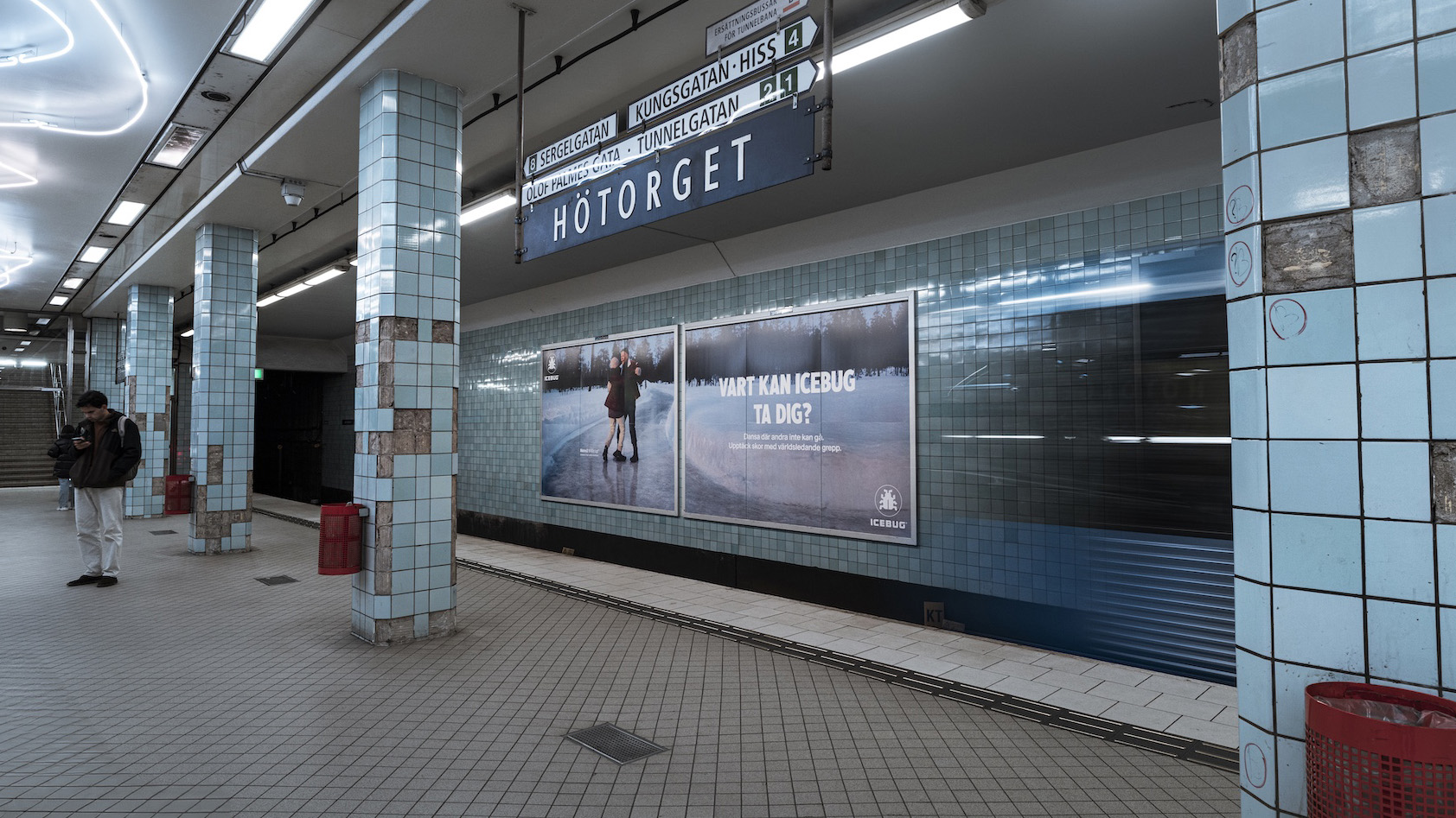 icebug shoes fw24 campaign on stockholm subway